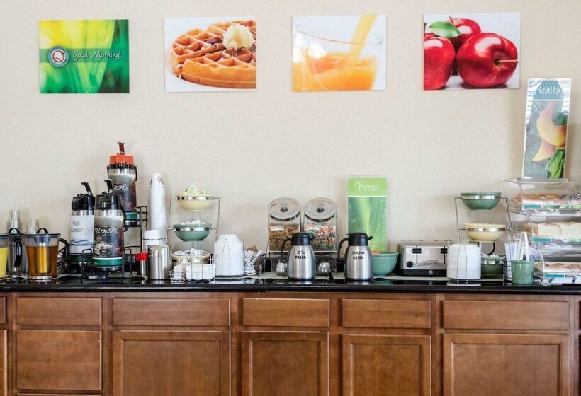 فندق Quality Inn Louisville