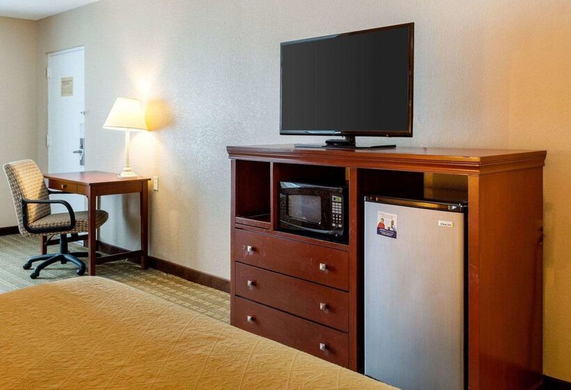 فندق Quality Inn Louisville