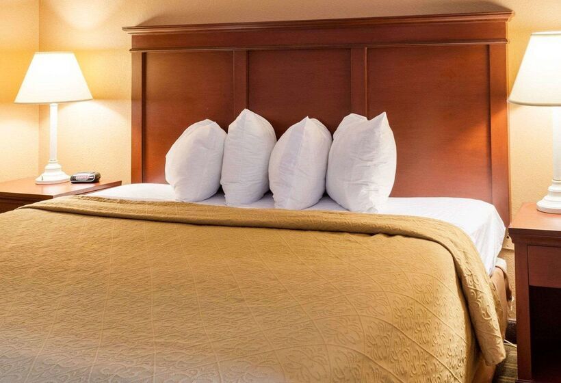 فندق Quality Inn Louisville