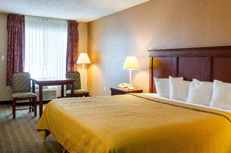 فندق Quality Inn Louisville