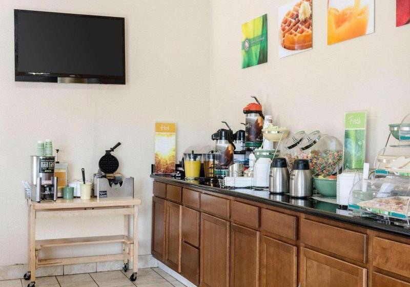 فندق Quality Inn Louisville