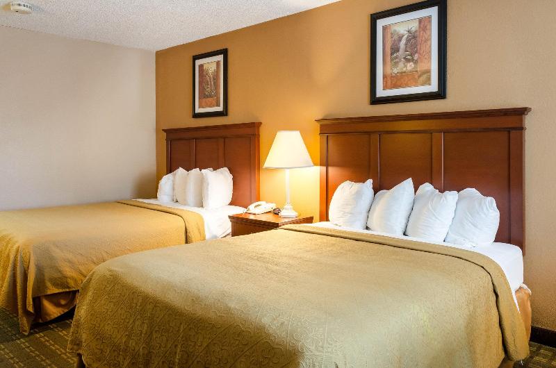 فندق Quality Inn Louisville