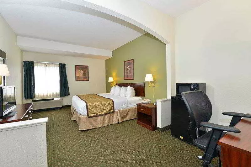 فندق Quality Inn & Suites Southport