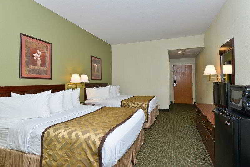 هتل Quality Inn & Suites Southport