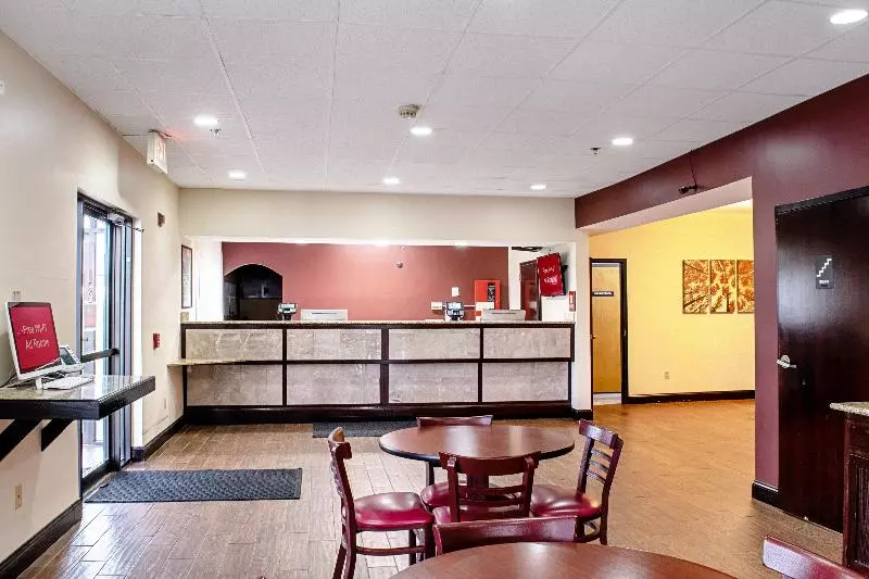 호텔 Red Roof Inn & Suites Middletown Franklin