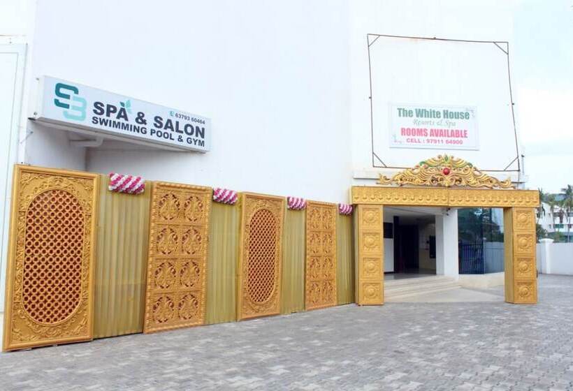 Отель Alegria Whitehouse Mambakkam