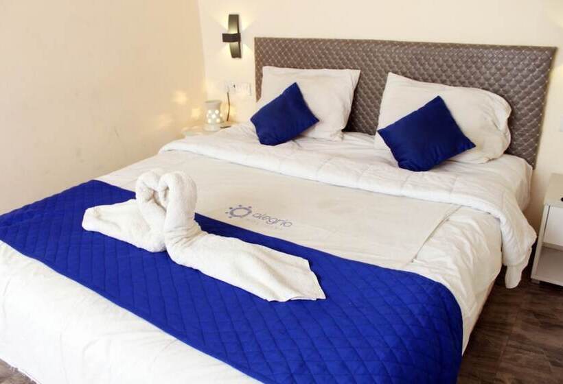 Отель Alegria Whitehouse Mambakkam