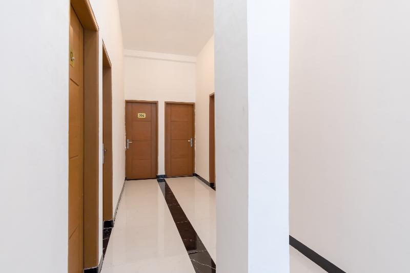 호텔 Oyo 839 Royal Residence