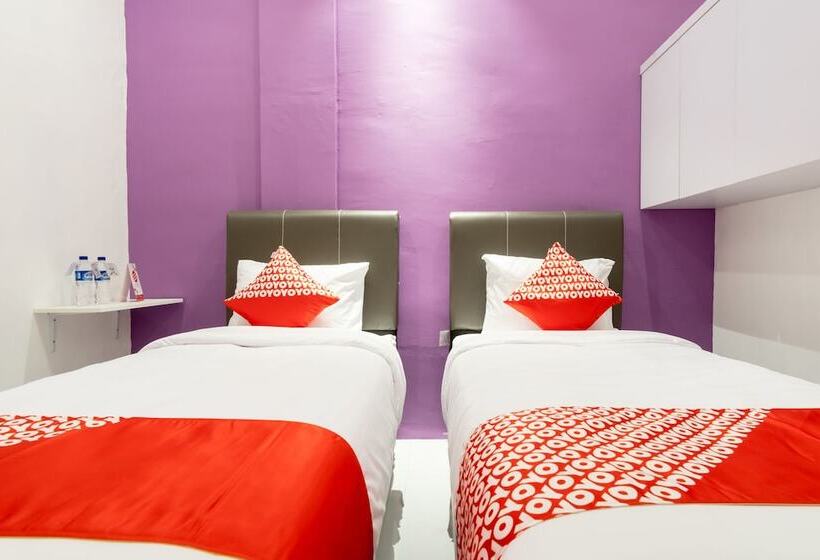 Отель Oyo 839 Royal Residence