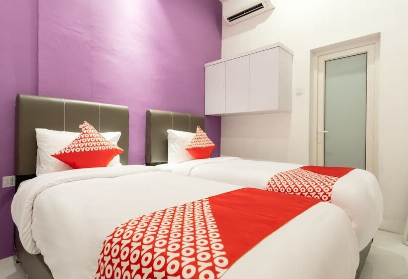 Отель Oyo 839 Royal Residence