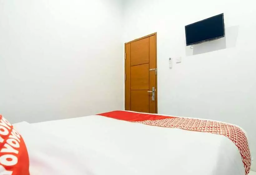 ホテル Oyo 839 Royal Residence