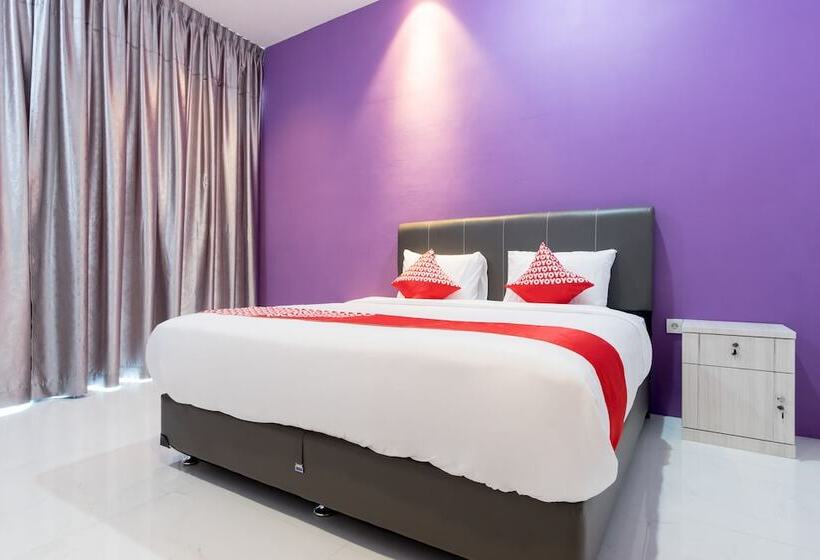 호텔 Oyo 839 Royal Residence