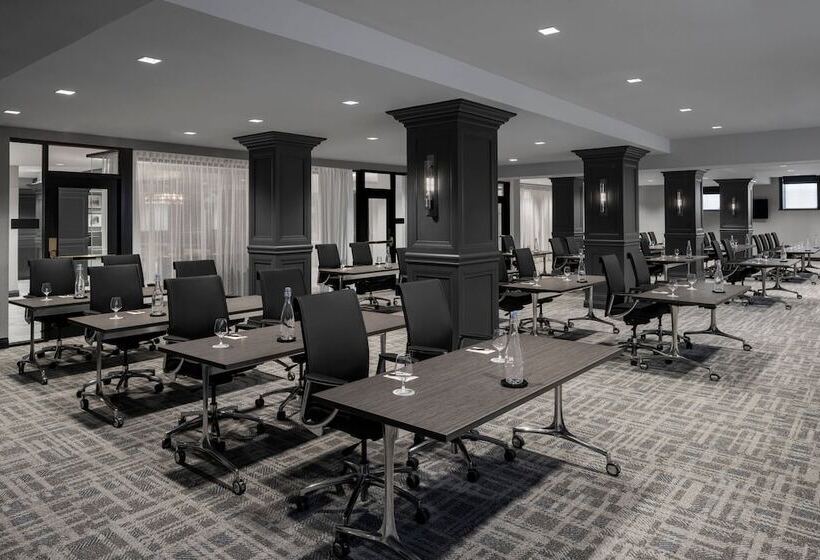 The Lytle Park Hotel, Autograph Collection