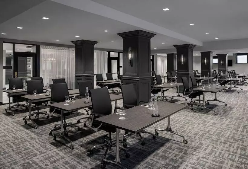 The Lytle Park Hotel, Autograph Collection