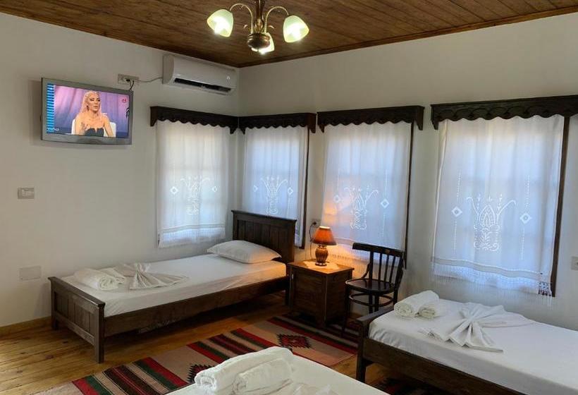پانسیون Guest House Genti