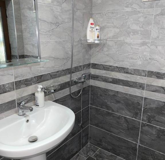 پانسیون Guest House Genti