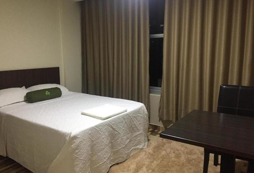 تختخواب و صبحانه Central Park Cde