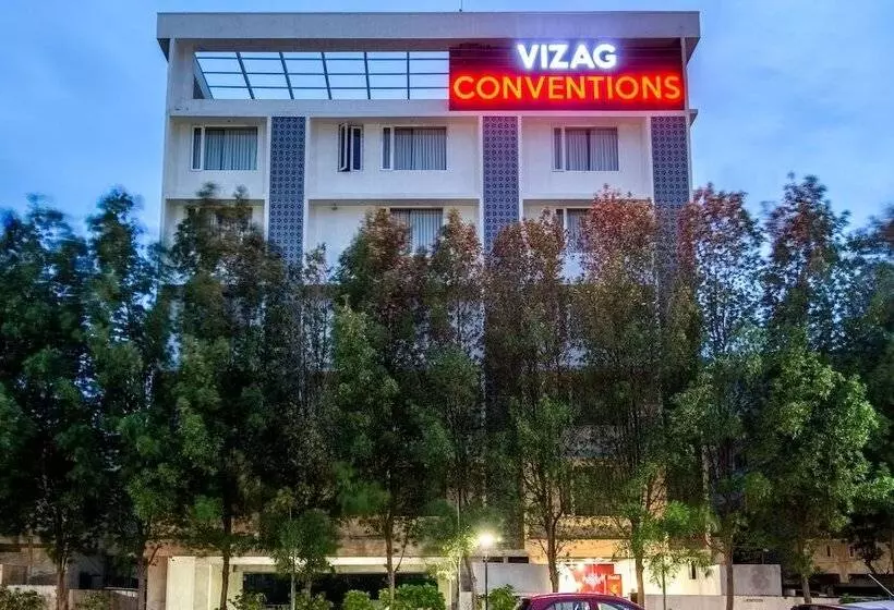 ホテル Vizag Conventions