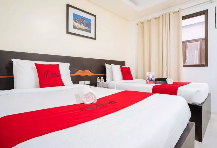 هتل Reddoorz Plus At Evangelista Street Makati