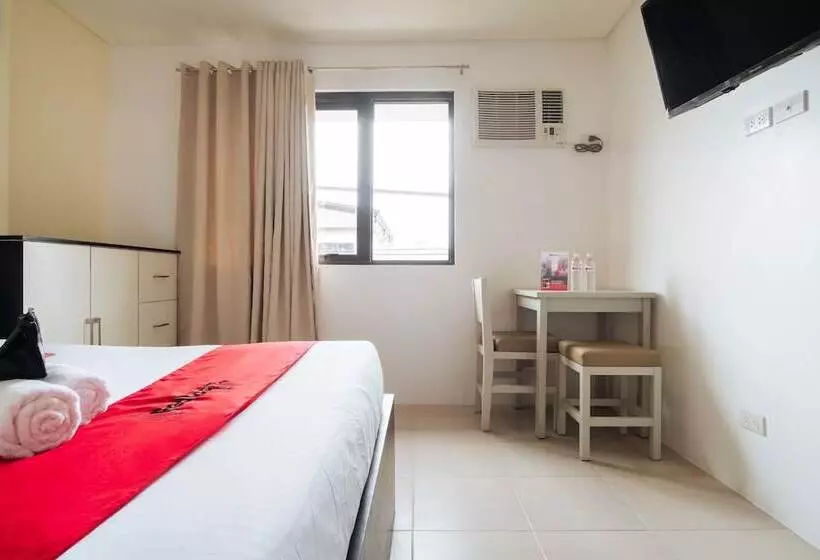 هتل Reddoorz Plus At Evangelista Street Makati