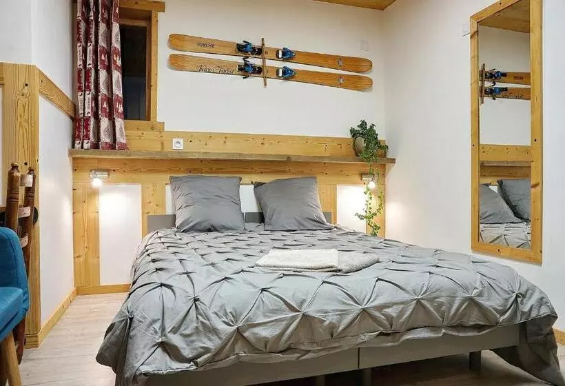 Chalet Hotel La Tuviere Bike Inn