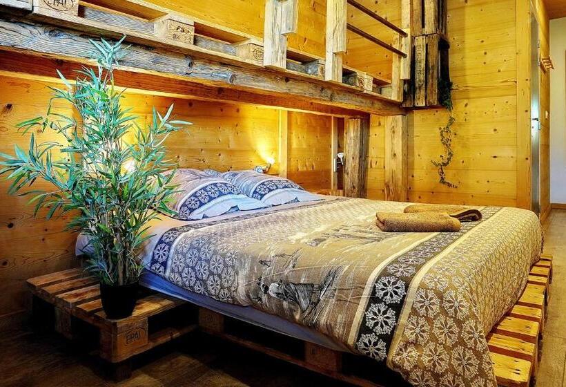 Chalet Hotel La Tuviere Bike Inn
