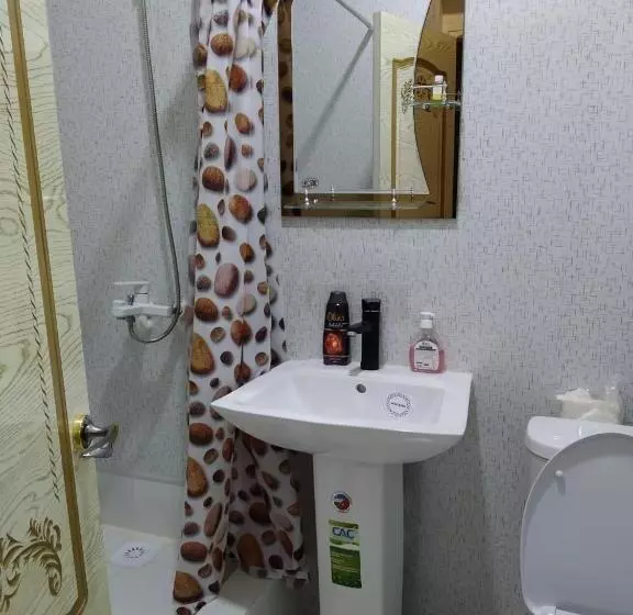 Majatalo Family Guest House   Friends J