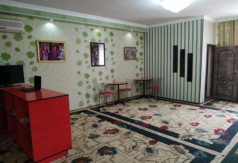 펜션 Family Guest House   Friends J