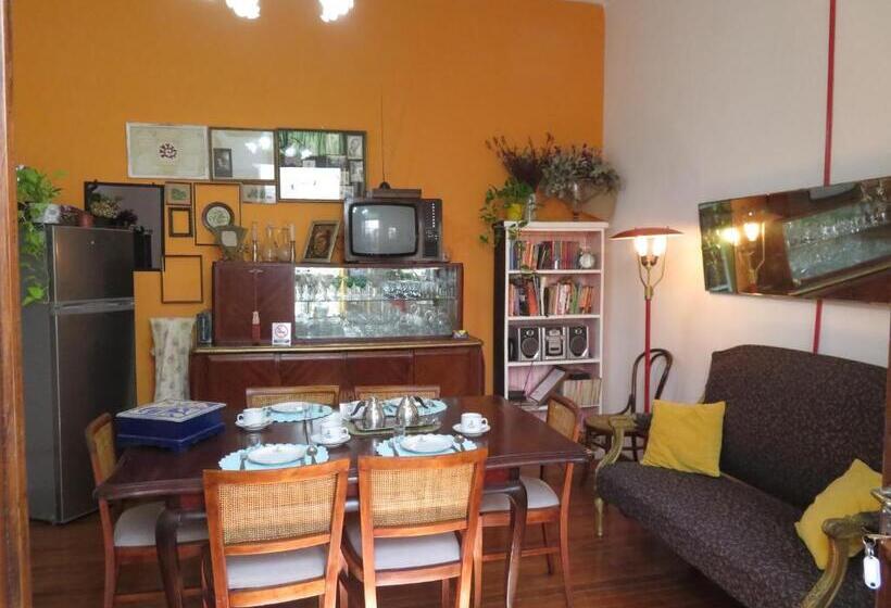 تختخواب و صبحانه Andiamo Guest House