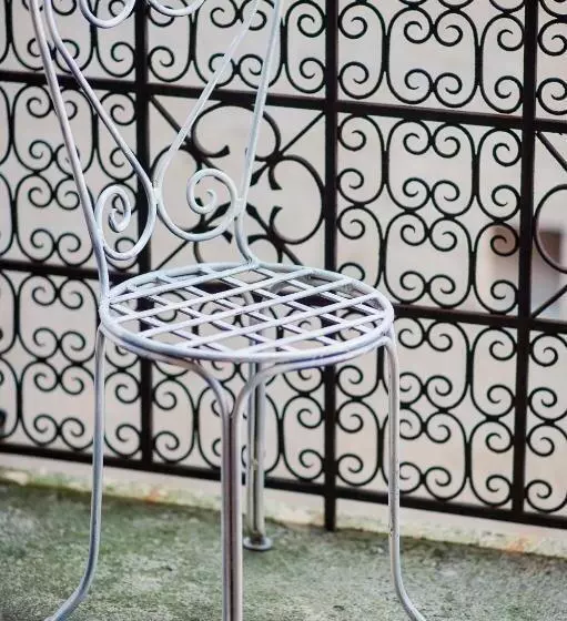 تختخواب و صبحانه Antica Bifora Rsm