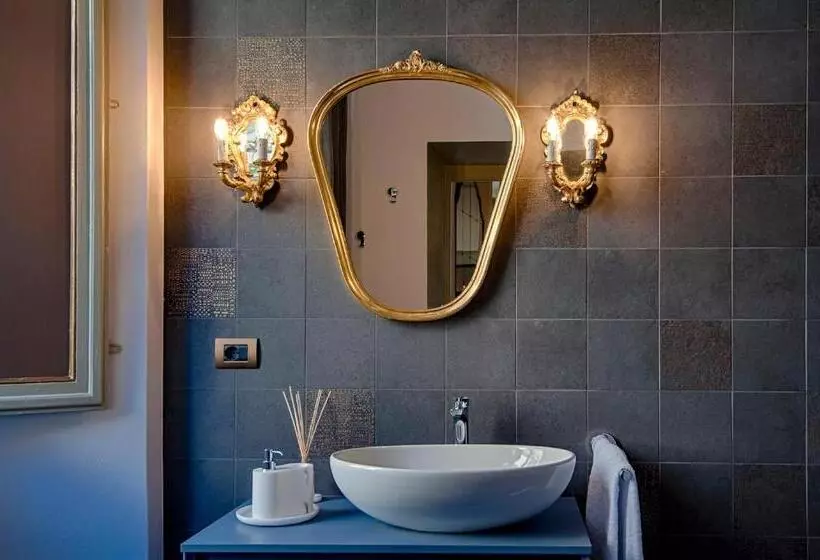 تختخواب و صبحانه Antica Bifora Rsm