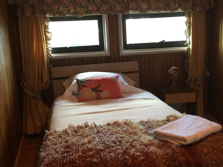 تختخواب و صبحانه Casa Ankulenmo