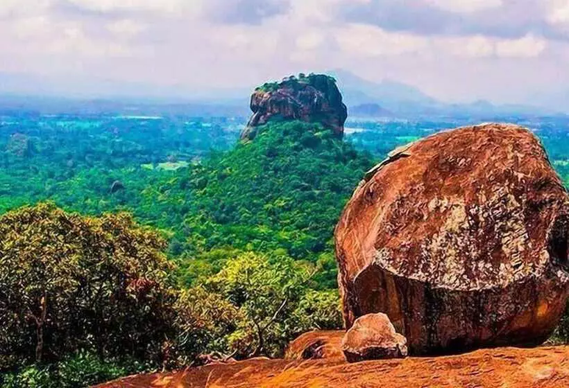 Hotelli Sigiriya Kingdom Resort