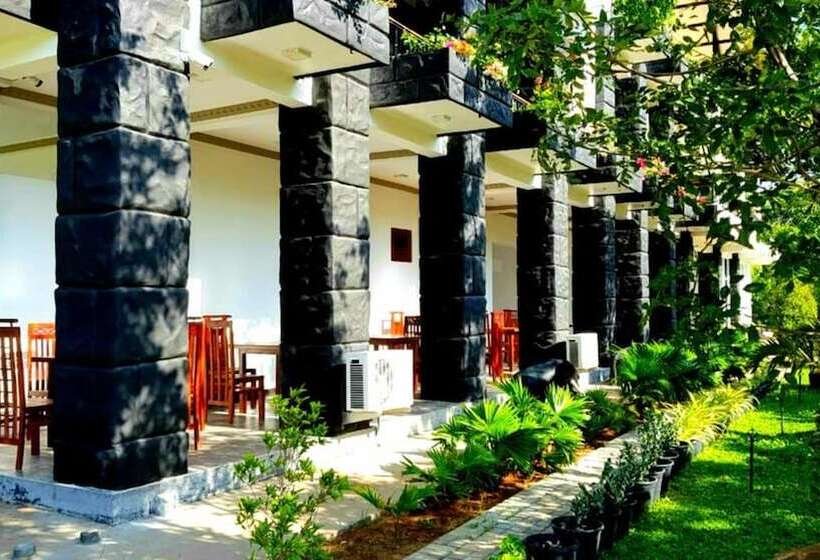 Hotel Sigiriya Kingdom Resort