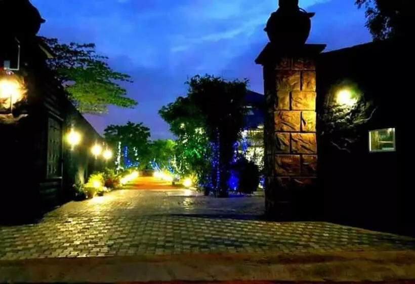 Hotelli Sigiriya Kingdom Resort