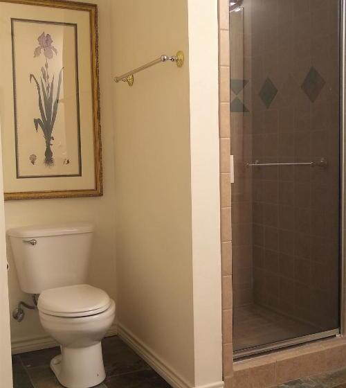 بنسيون Dogwood Springs Lodgings