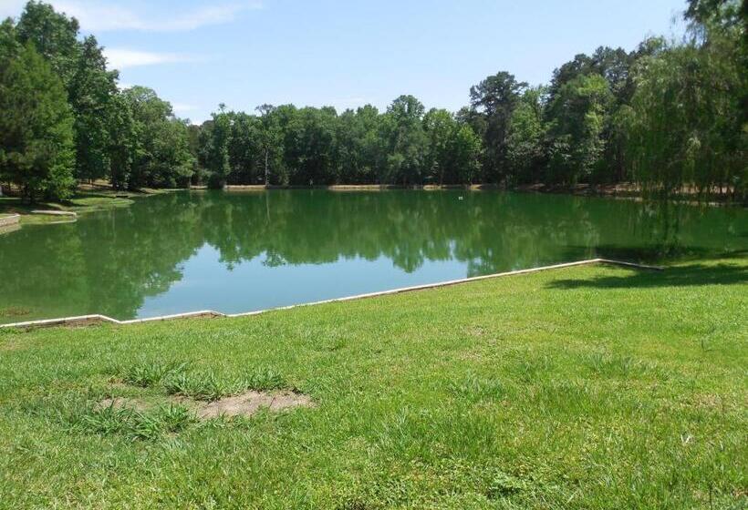 بنسيون Dogwood Springs Lodgings