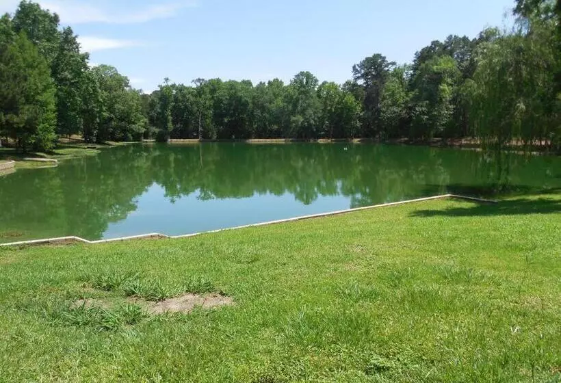 Majatalo Dogwood Springs Lodgings