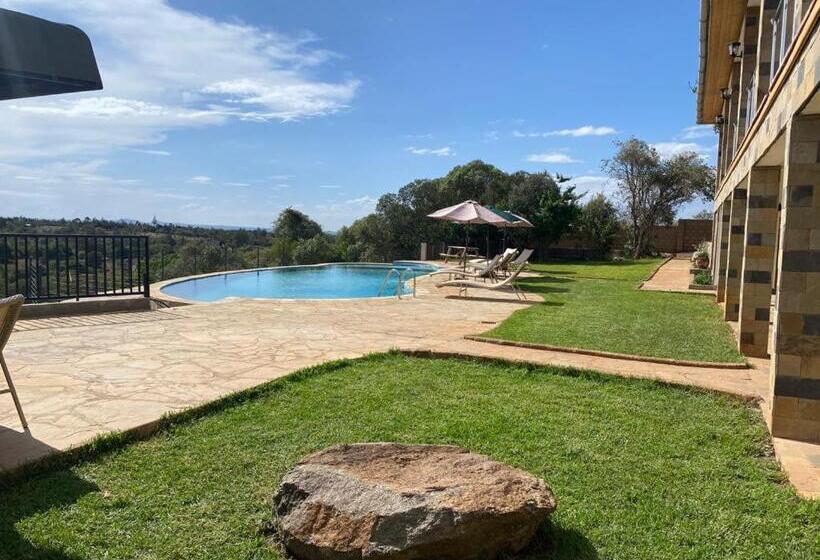 پانسیون Olesamara Collection