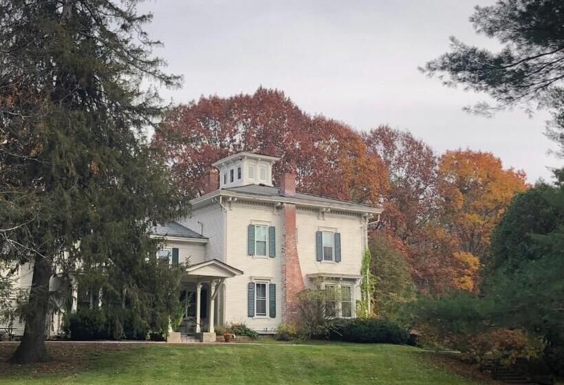 Antique Mansion B & B