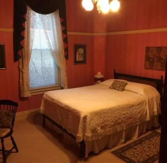 Antique Mansion B & B