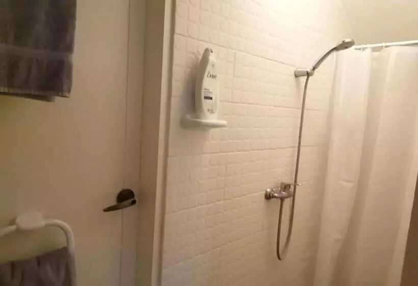تختخواب و صبحانه Chambre Indépendante