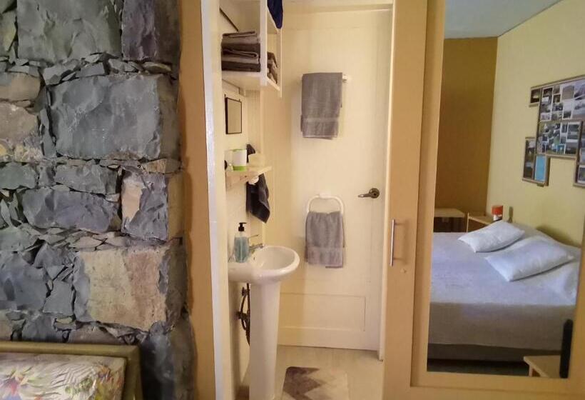 تختخواب و صبحانه Chambre Indépendante