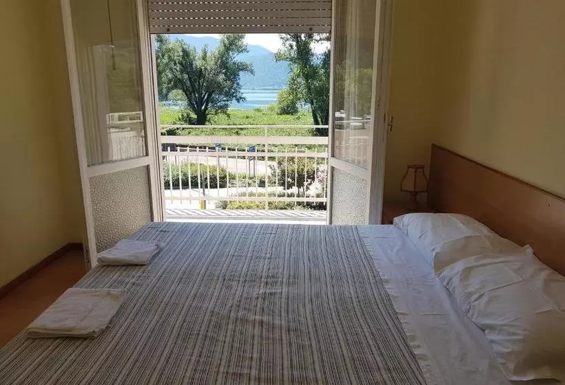 ホテル Albergo Meridiana