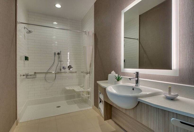 Отель Springhill Suites By Marriott Gulfport I10