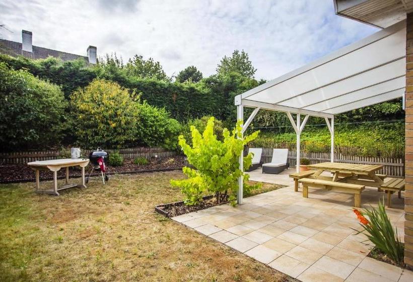 ペンション Huize Mamoesh