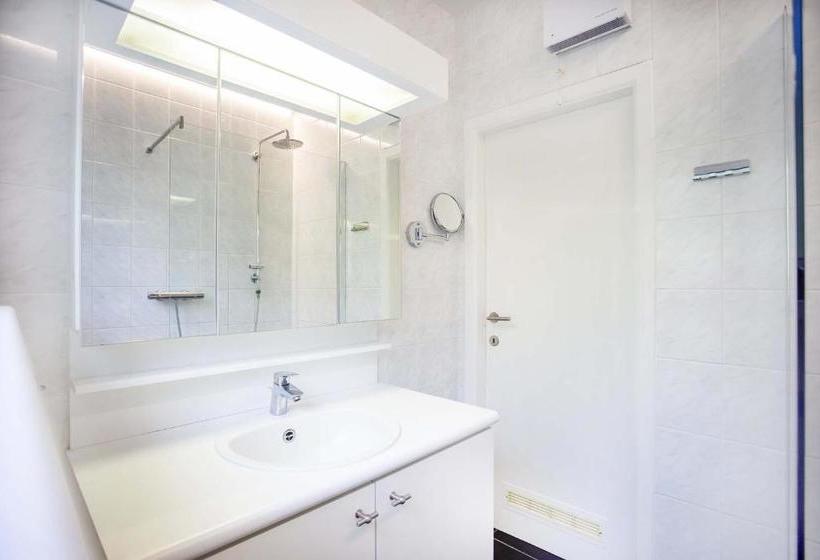 ペンション Huize Mamoesh