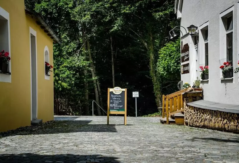 Retkeilymaja Wallfahrts Gaststätte Heilbrünnl