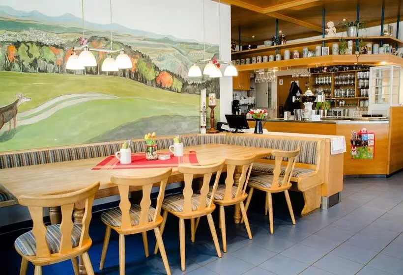 Retkeilymaja Wallfahrts Gaststätte Heilbrünnl