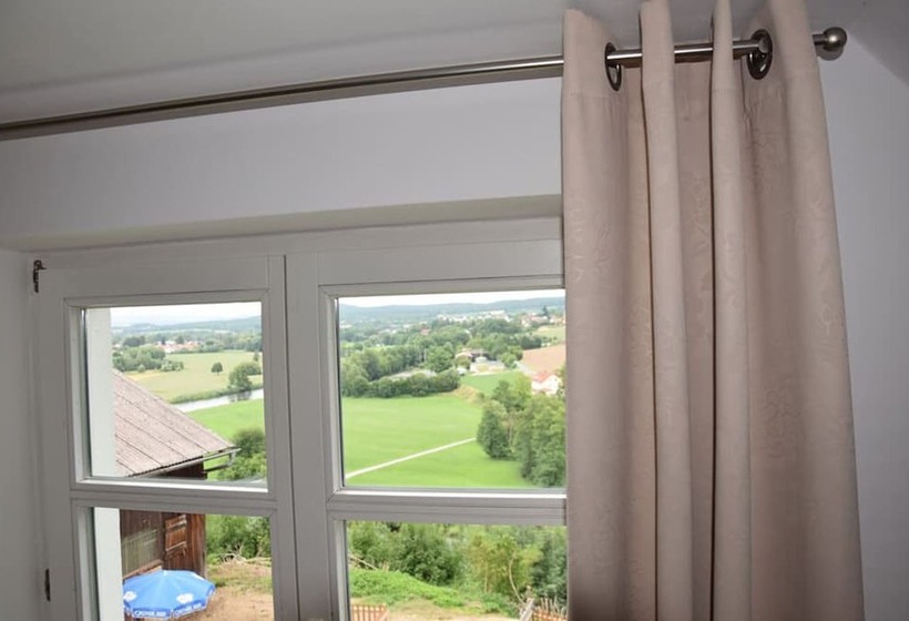 ユースホステル Wallfahrts Gaststätte Heilbrünnl